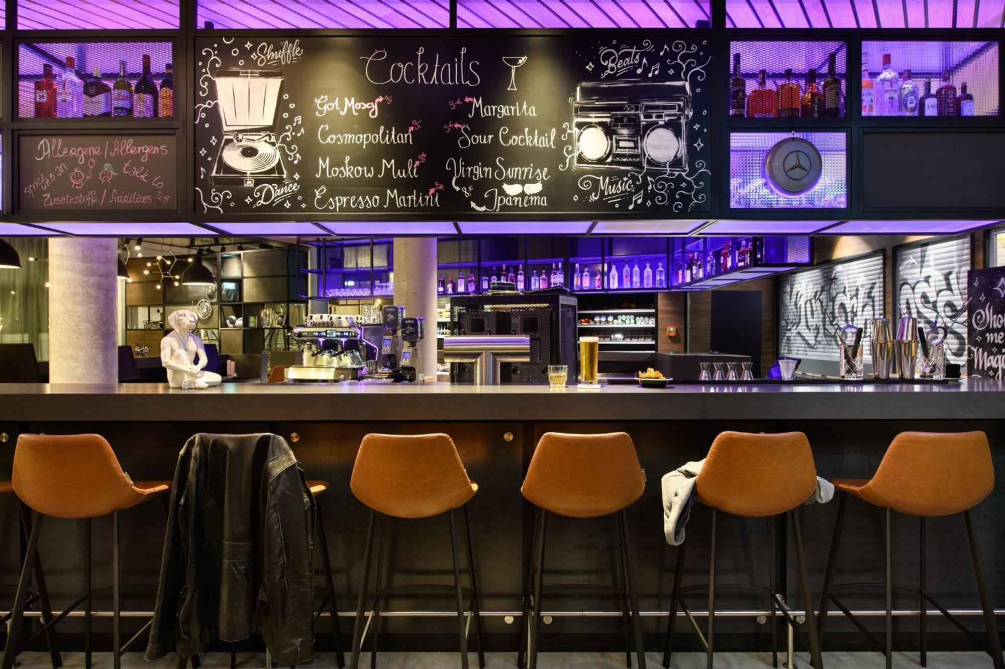 Moxy Stuttgart Feuerbach Hotell Eksteriør bilde